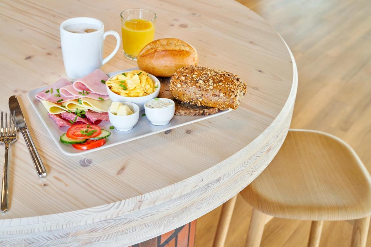 Stayery Bielefeld Hauptbahnhof Kültér fotó